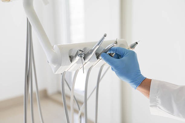 24/7 Emergency Dental Implants experts in McKees Rocks, PA